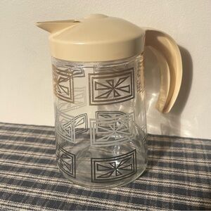 Vintage Glass Pitcher Juice Carafe with Lid Seal Mid Century Modern GUC #583